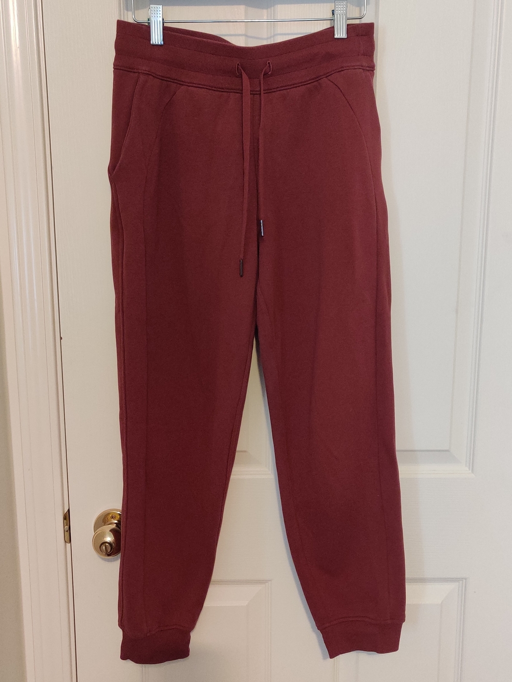 Lululemon Athletica Scuba High-Rise jogger 6